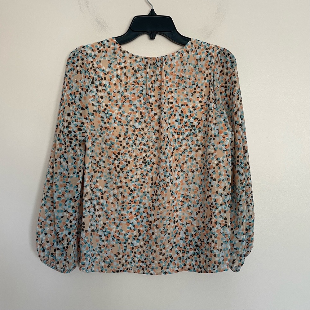 Ali and Jay Pink and Blue Abstract Dot Pattern V Neck Blouse Top Size Small - Picture 2 of 4